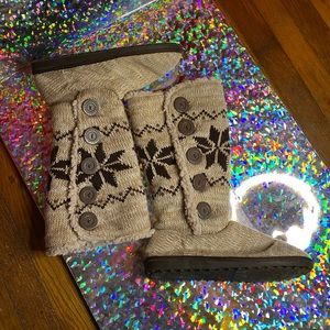 🤎Muk Luks brown button fold over brown boots🤎